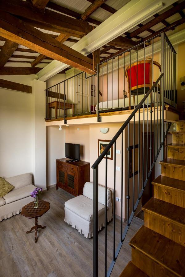 Agriturismo Corte Carezzabella Farm stay San Martino di Venezze